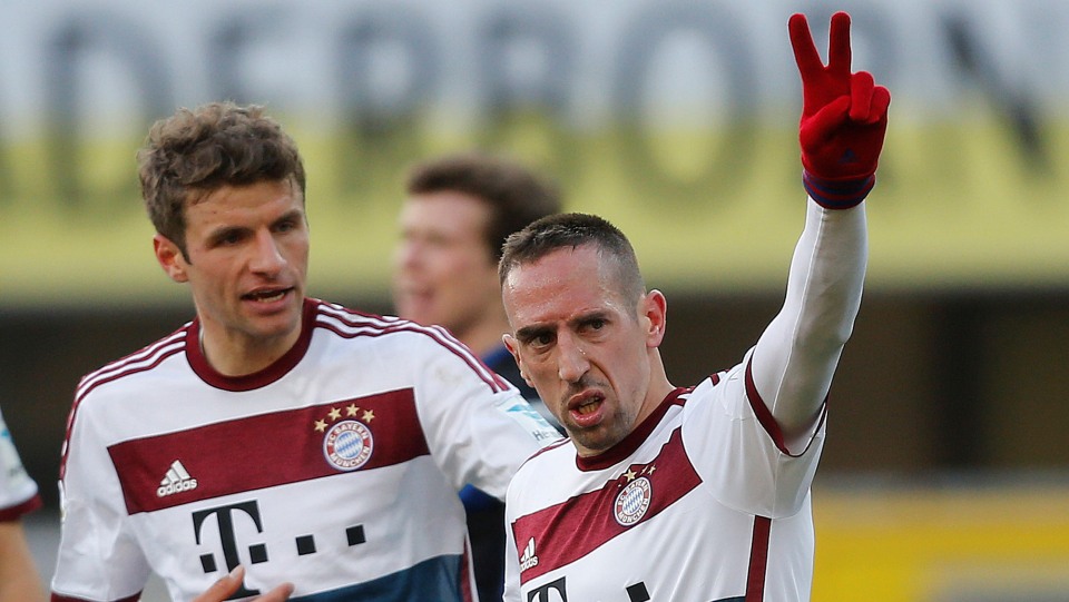 O maior refor&ccedil;o do Bayern veio da enfermaria: Rib&eacute;ry voltou a jogar o que sabe