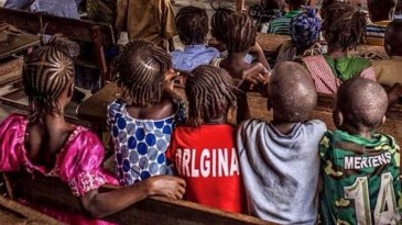 Mertens deu uma lição de como tratar os fãs depois de conhecer este menininho