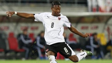 De excelente lateral, Alaba se transforma em dono do time na seleção da Áustria