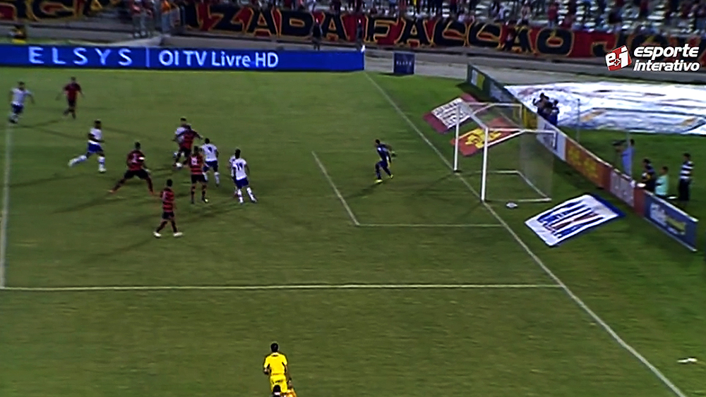 Esse lance fez o cora&ccedil;&atilde;o das torcidas de N&aacute;utico e Campinense parar de bater