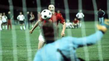 Tchecos e eslovacos se encontram: seu antigo país parece pronto para voltar à Euro