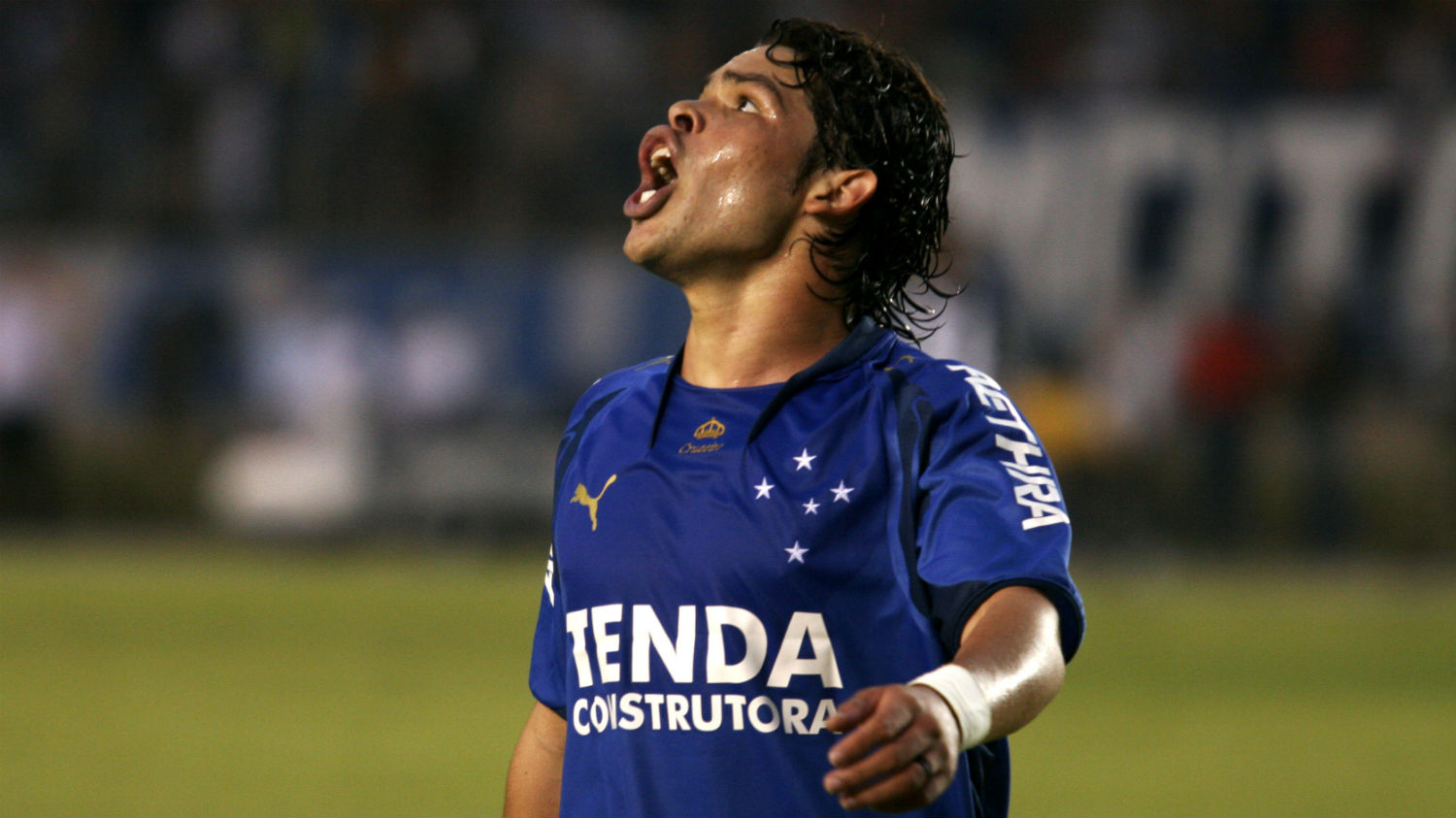 Kerlon, a Foca, leva seus malabarismos para um pequeno clube de Miami