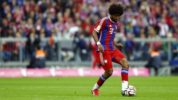 Guardiola é quem ajuda Dante a superar o seu inferno