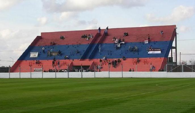 Est&aacute;dio Rep&uacute;blica de Arm&ecirc;nia, do Deportivo Arm&ecirc;nio