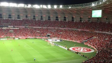 Em um fim de tarde de Libertadores, o Inter bateu seu recorde de público no ano