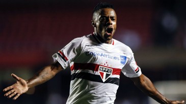 São Paulo mereceu a vitória, mas foi a inconsequência de Emerson que decidiu o clássico