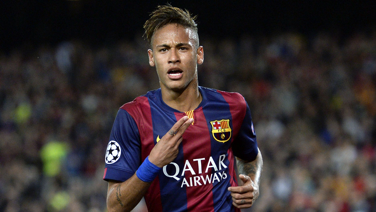 Neymar dobrou o n&uacute;mero de gols que fez na temporada passada e de quebra despachou o PSG