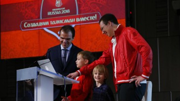 Em alguma coisa tinham que acertar: Copa de 2018 terá mascote criado por crianças