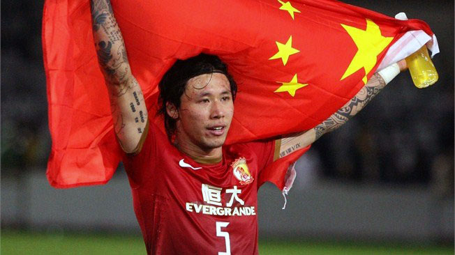 [V&iacute;deo] Desejado por italianos, chin&ecirc;s marca um gola&ccedil;o do meio-campo