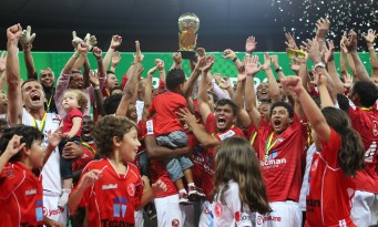 O Brasília está a um triz de terminar o ano fora dos torneios nacionais, mas na Sul-Americana