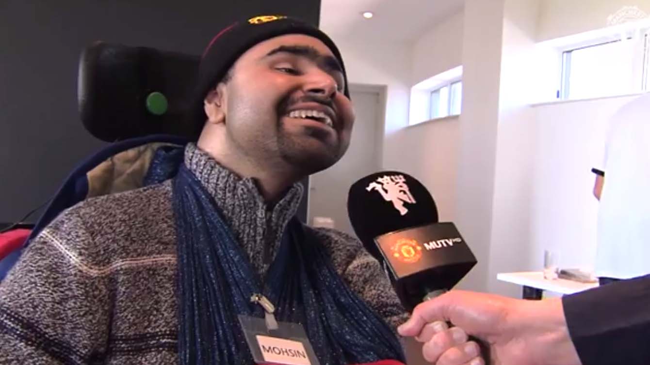 Esse torcedor entregou uma lista de refor&ccedil;os nada modesta para Van Gaal, e ele aprovou