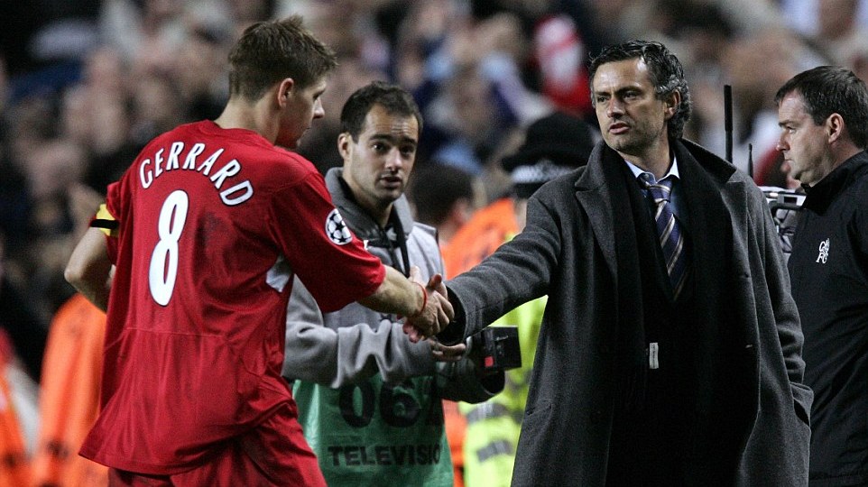 Mourinho: &ldquo;Tentei trazer Gerrard ao Chelsea, &agrave; Inter, ao Real. &Eacute; meu inimigo preferido&rdquo;