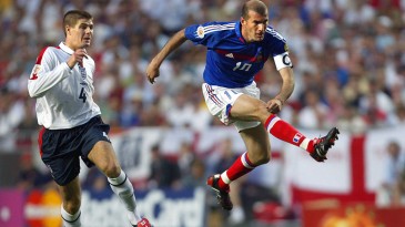 Zidane fez o melhor elogio possível a Gerrard: “me lembra um pouco de mim mesmo”