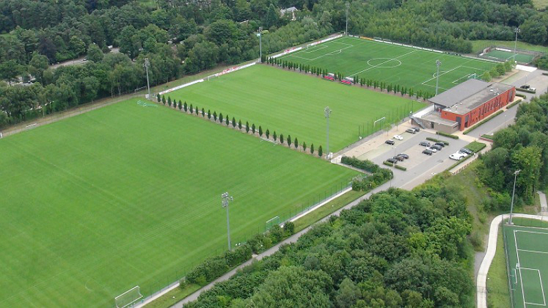 Para preservar seus jovens jogadores, Standard Li&egrave;ge resolveu fechar portas do clube aos agentes