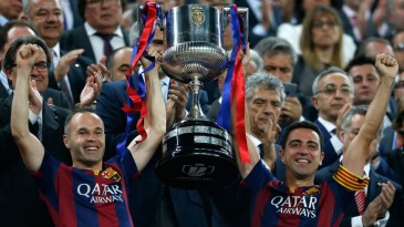 Um sábado, cinco campeões: veja as melhores imagens das finais de Copas na Europa