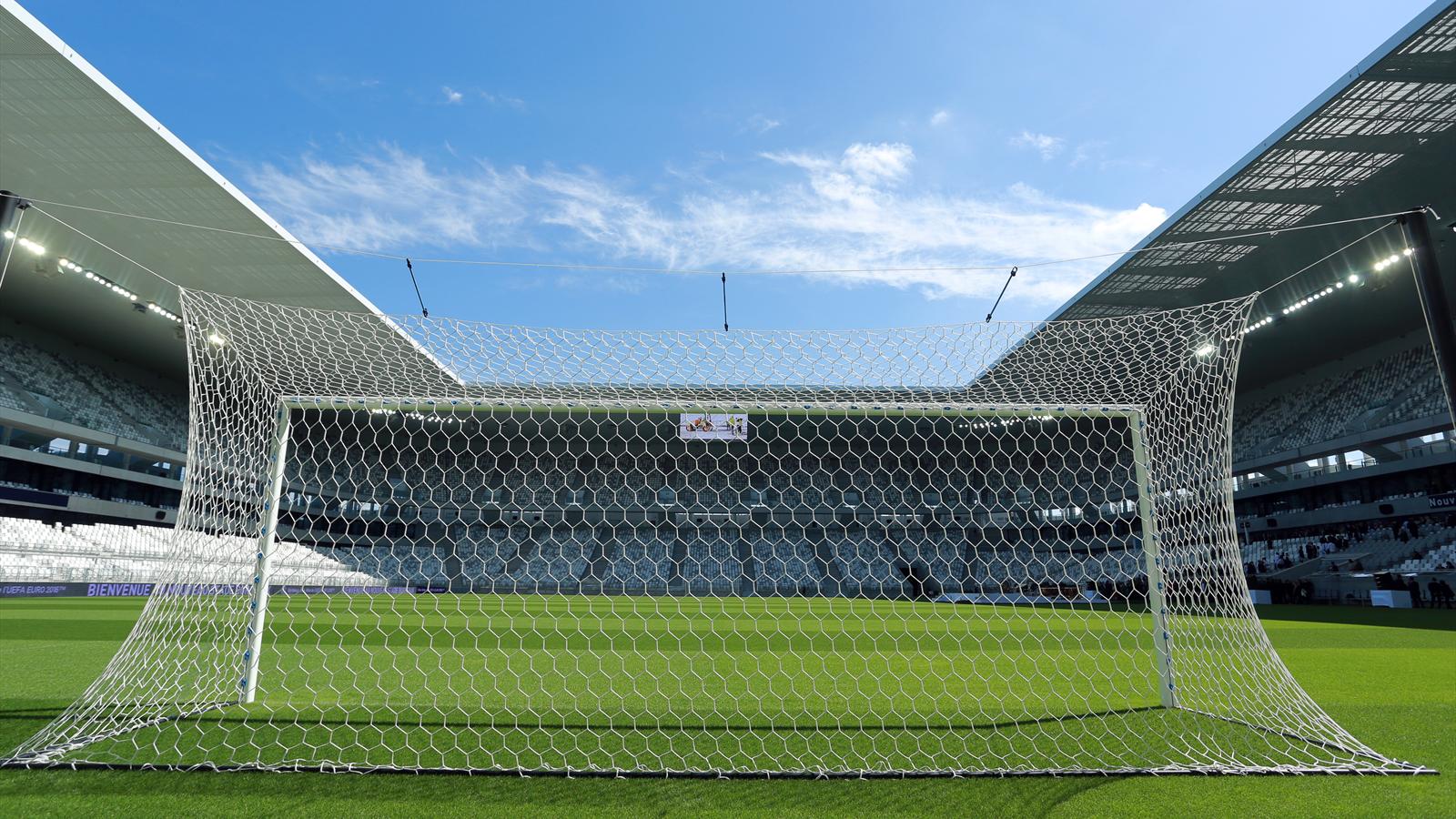 Zidane comandou a inaugura&ccedil;&atilde;o do novo est&aacute;dio do Bordeaux; veja como ficou