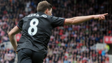Nos 35 anos de Gerrard, por que não relembrar todos os seus gols pelo Liverpool?