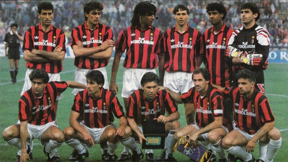 H&aacute; 25 anos, o Milan conquistava uma fa&ccedil;anha: o &uacute;ltimo bicampe&atilde;o da Champions