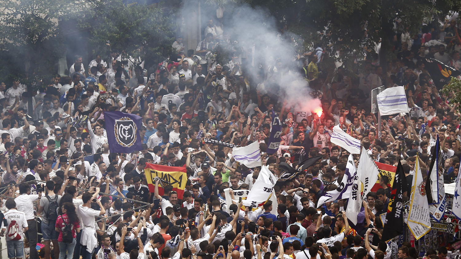 O time pode ter decepcionado, mas a torcida do Real Madrid fez a sua parte