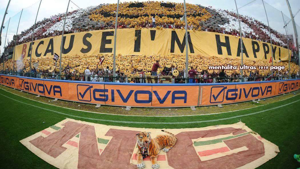 A Salernitana fez a melhor vers&atilde;o poss&iacute;vel da m&uacute;sica Happy: um mosaico