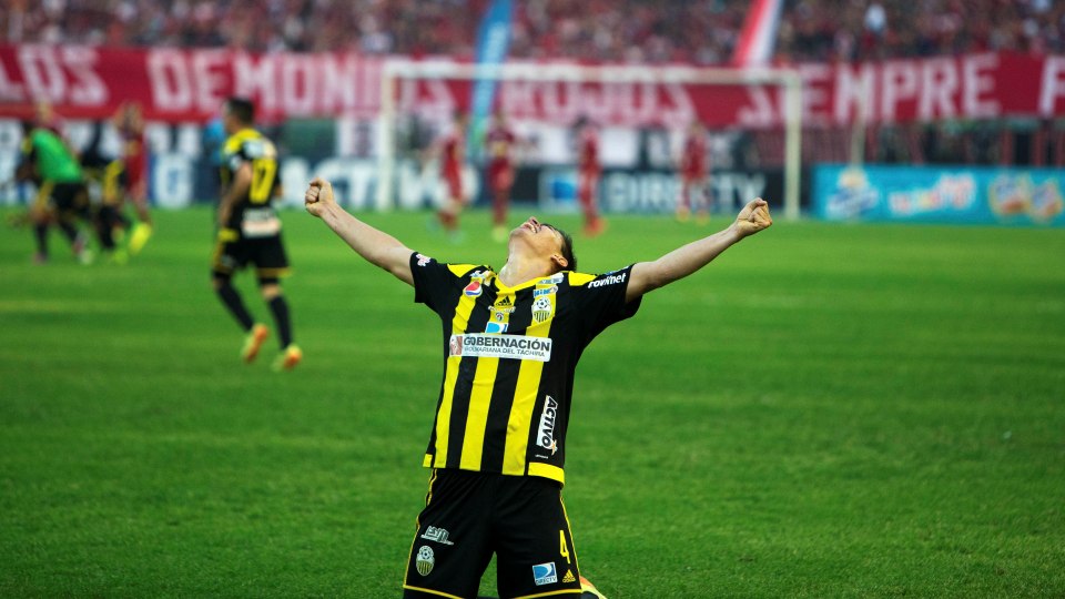 Campe&atilde;o no &uacute;ltimo lance do confronto direto na rodada final: o &eacute;pico do T&aacute;chira