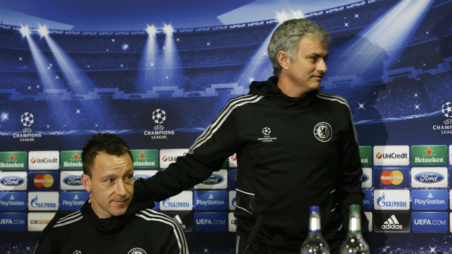 Quem tamb&eacute;m duvidava de Terry era Mourinho: &ldquo;Achei que a carreira dele tinha terminado&rdquo;