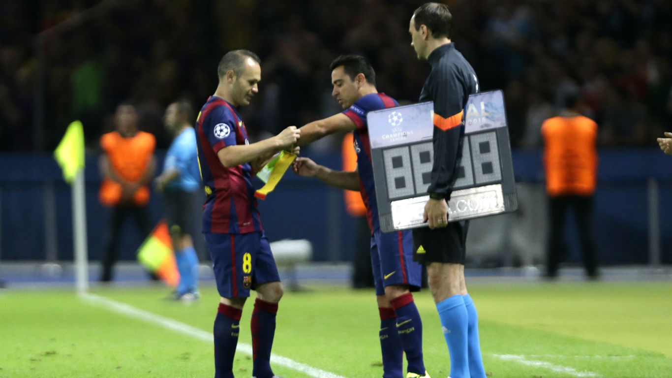 Lampard sobre a dificuldade de enfrentar Xavi e Iniesta: &ldquo;Eles jogam futebol em torno de voc&ecirc;&rdquo;