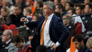 Hiddink cansou-se do brinquedo. Blind é um voo cego?