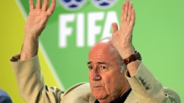 A sujeira chegou na cúpula: Blatter é acusado por corrupção, e até Platini foi envolvido