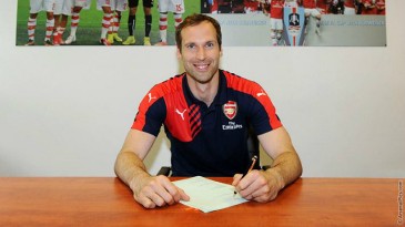 Dívida de gratidão do Chelsea com Cech era tão grande que lhe permitiu ir para o Arsenal