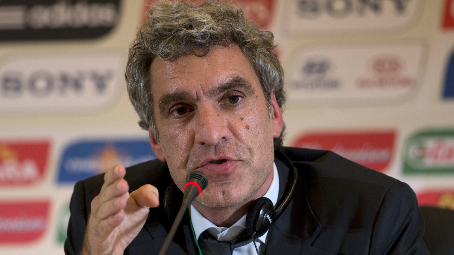 Diretor de comunica&ccedil;&atilde;o sai da Fifa depois de fazer uma piada maravilhosa sobre seus chefes