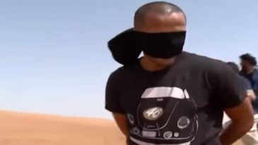 Bougherra foi sequestrado por extremistas argelinos, mas era tudo uma piada doentia