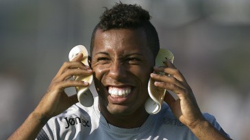 O que é melhor: jogar a segunda divisão do Brasil ou a da Tailândia?