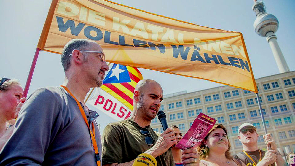 Em prol do separatismo, Guardiola sair&aacute; em lista de candidatos ao Parlamento da Catalunha