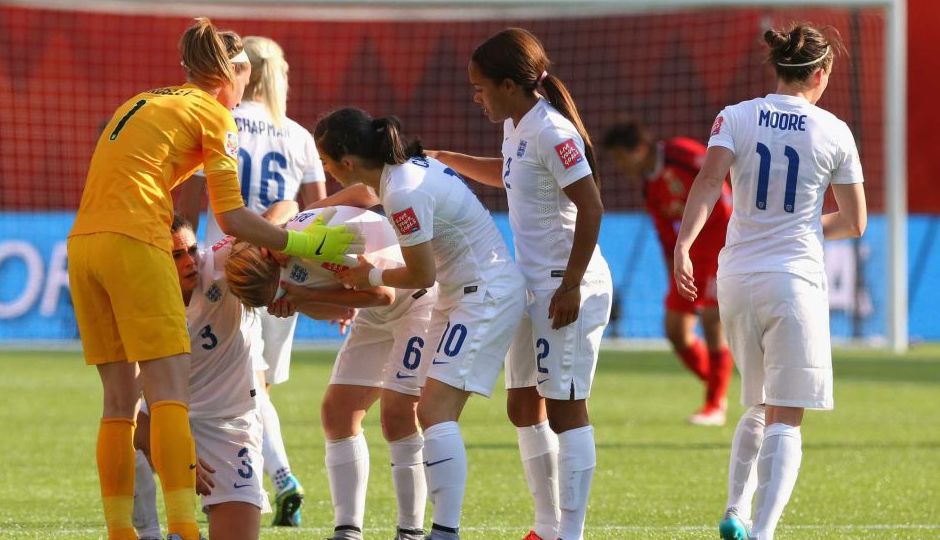 Um gol contra nos acr&eacute;scimos p&ocirc;s o Jap&atilde;o na final da Copa e acabou em uma cena de dar d&oacute;