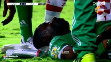 Zamalek ajudará a pagar tratamento de adversário que fraturou a coluna neste lance