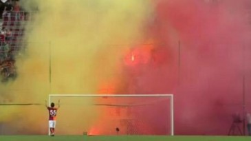 A festa da torcida foi tão grande que nem deixou o amistoso do Galatasaray acabar