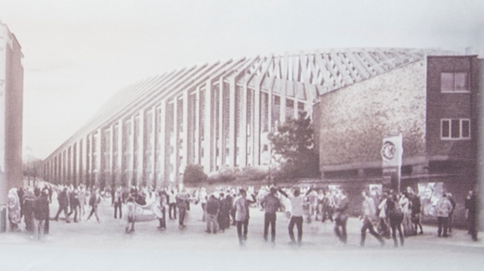 Esque&ccedil;a o que voc&ecirc; j&aacute; viu: o projeto do novo Stamford Bridge nem parece um est&aacute;dio