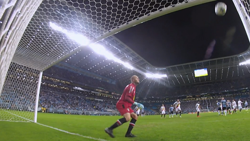 Galhardo manteve bom momento do Gr&ecirc;mio com cobran&ccedil;a de falta perfeita