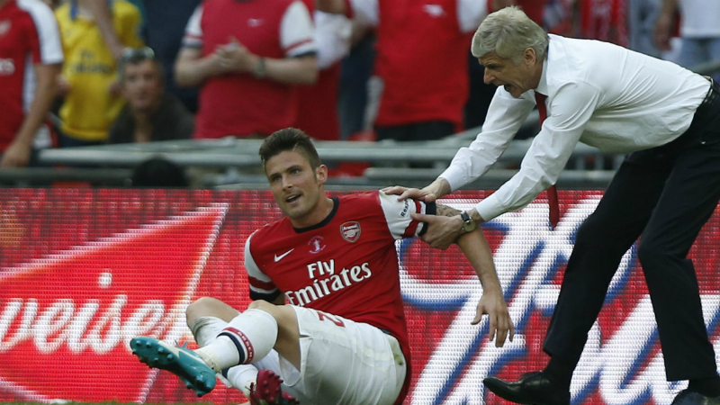 Giroud &eacute; eficiente, mas Arsenal ainda busca atacante mais renomado (AP Photo)