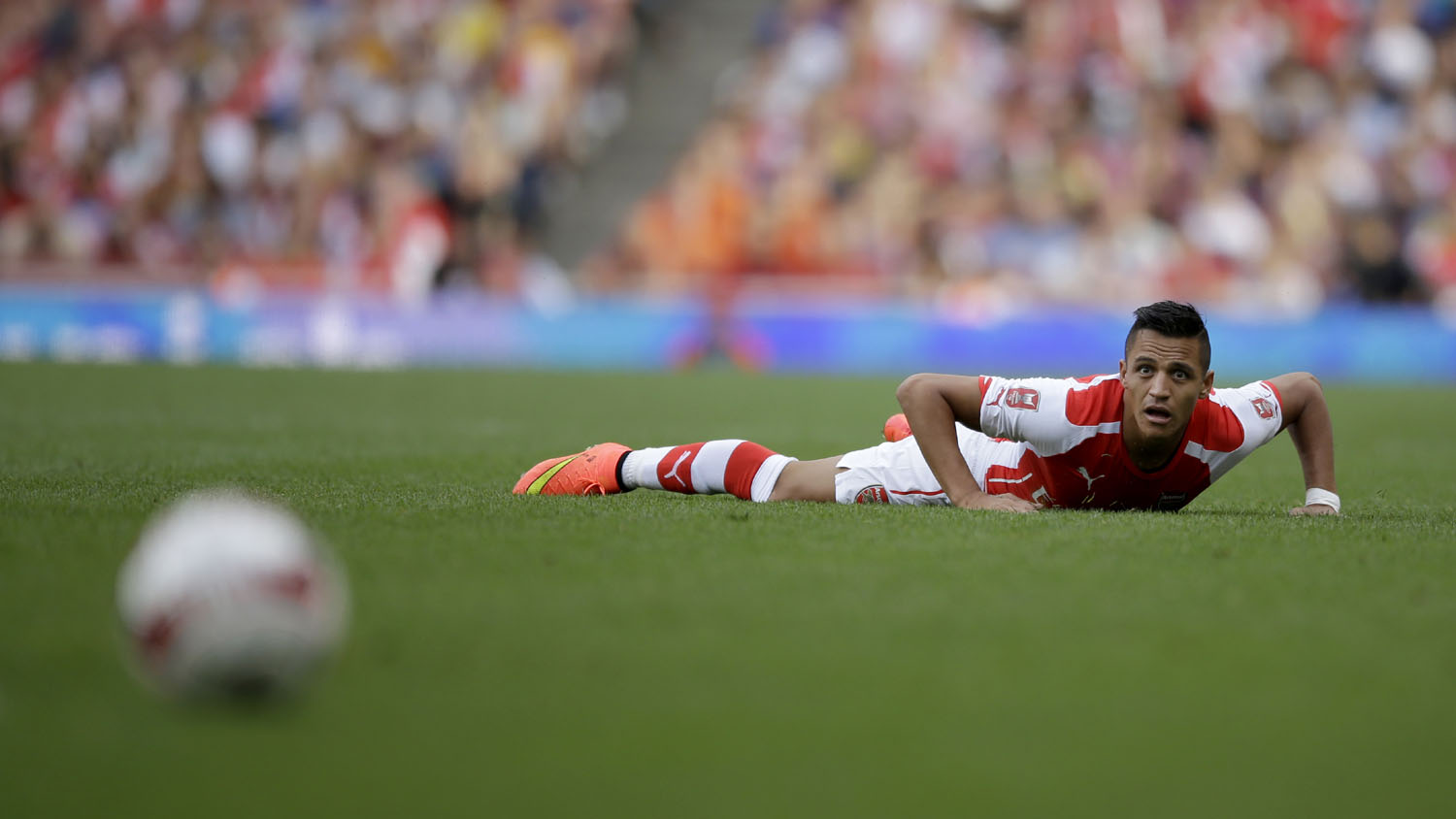 Chuta, S&aacute;nchez, chuta! (Foto: AP)