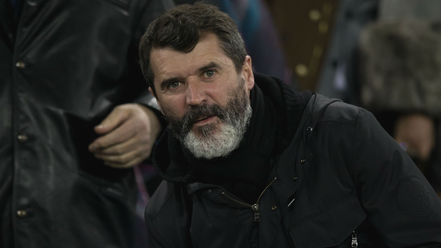 Keane d&aacute; uma provocada: &ldquo;Arsenal tem jogadores demais interessados em selfies para ser campe&atilde;o&rdquo;