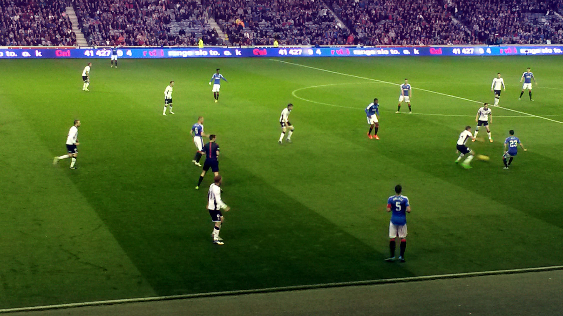 Rangers enfrenta o St. Johnstone em casa, no Ibrox (Foto: Bruno Cassali/Trivela)