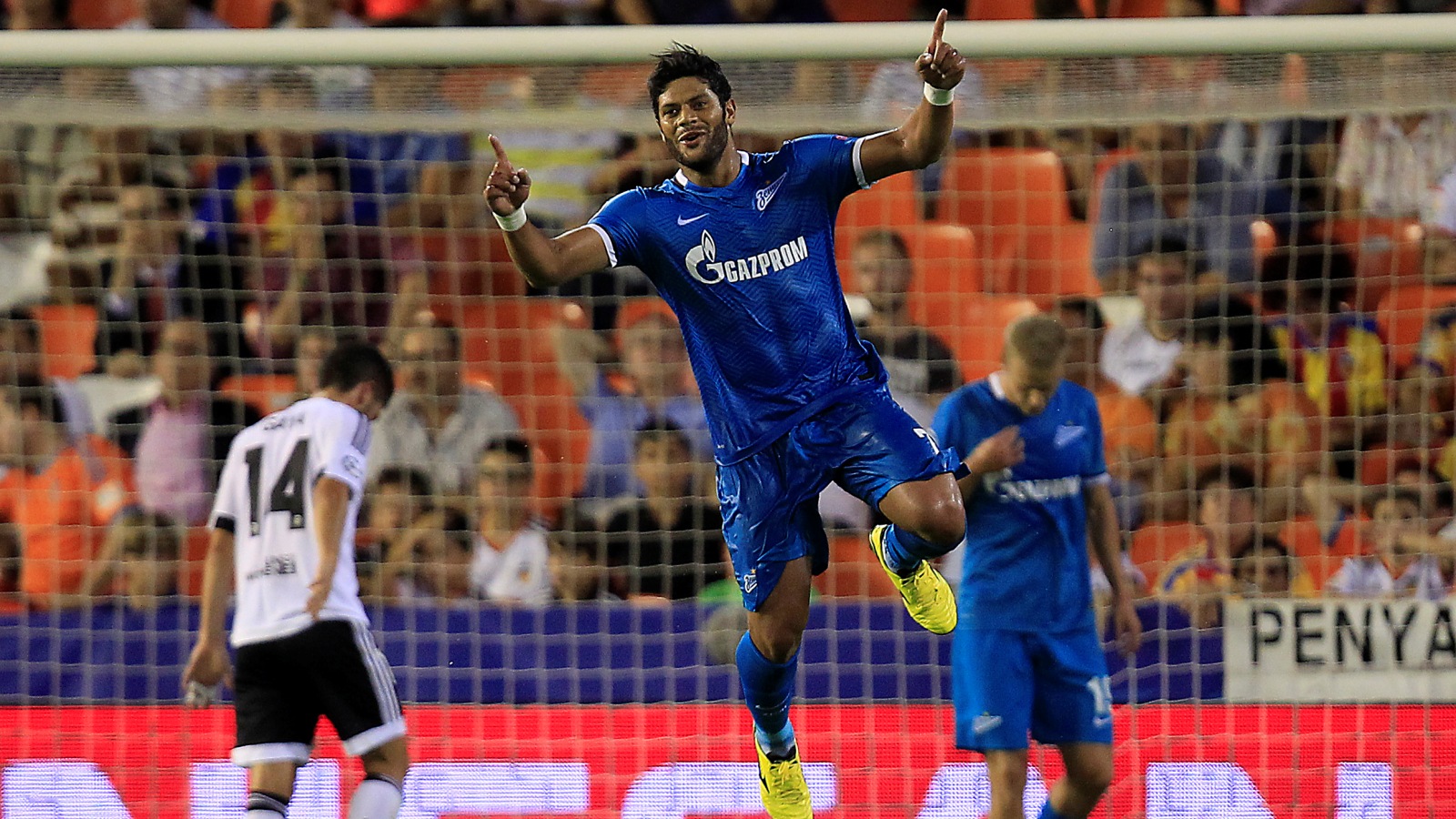 [V&iacute;deo] N&atilde;o bastasse a beleza, o gola&ccedil;o de Hulk ajudou o Zenit a bater o Valencia na Espanha