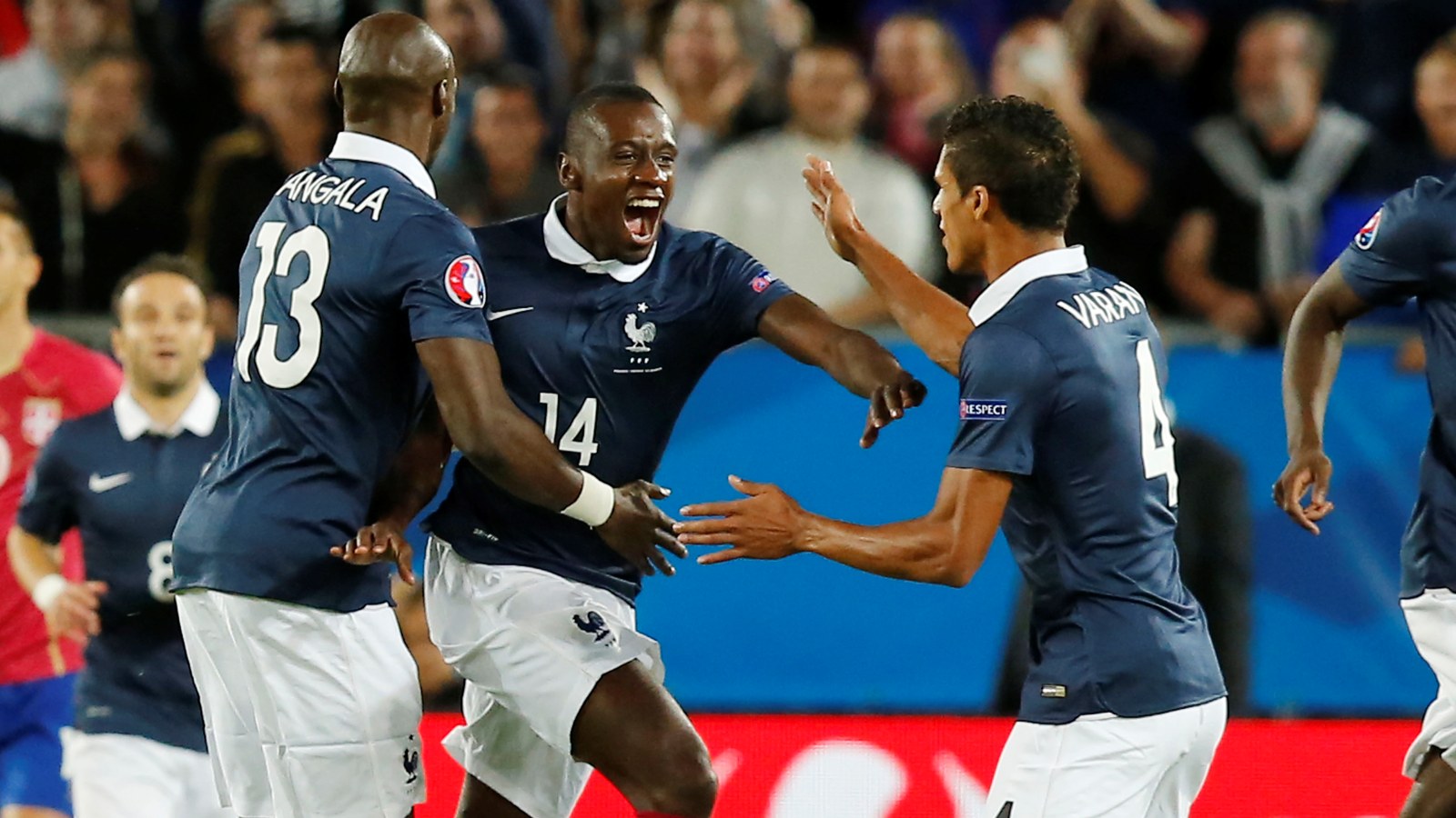 [V&iacute;deo] Matuidi comanda a vit&oacute;ria da Fran&ccedil;a sobre a S&eacute;rvia com um trov&atilde;o de fora da &aacute;rea