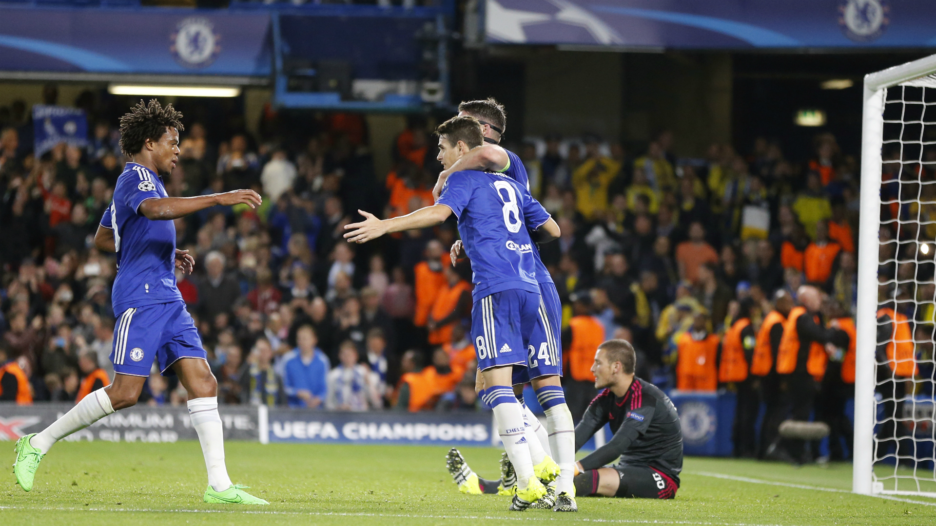 Mourinho estava disposto a mexer no Chelsea, e isso valeu a estreia com goleada na Champions