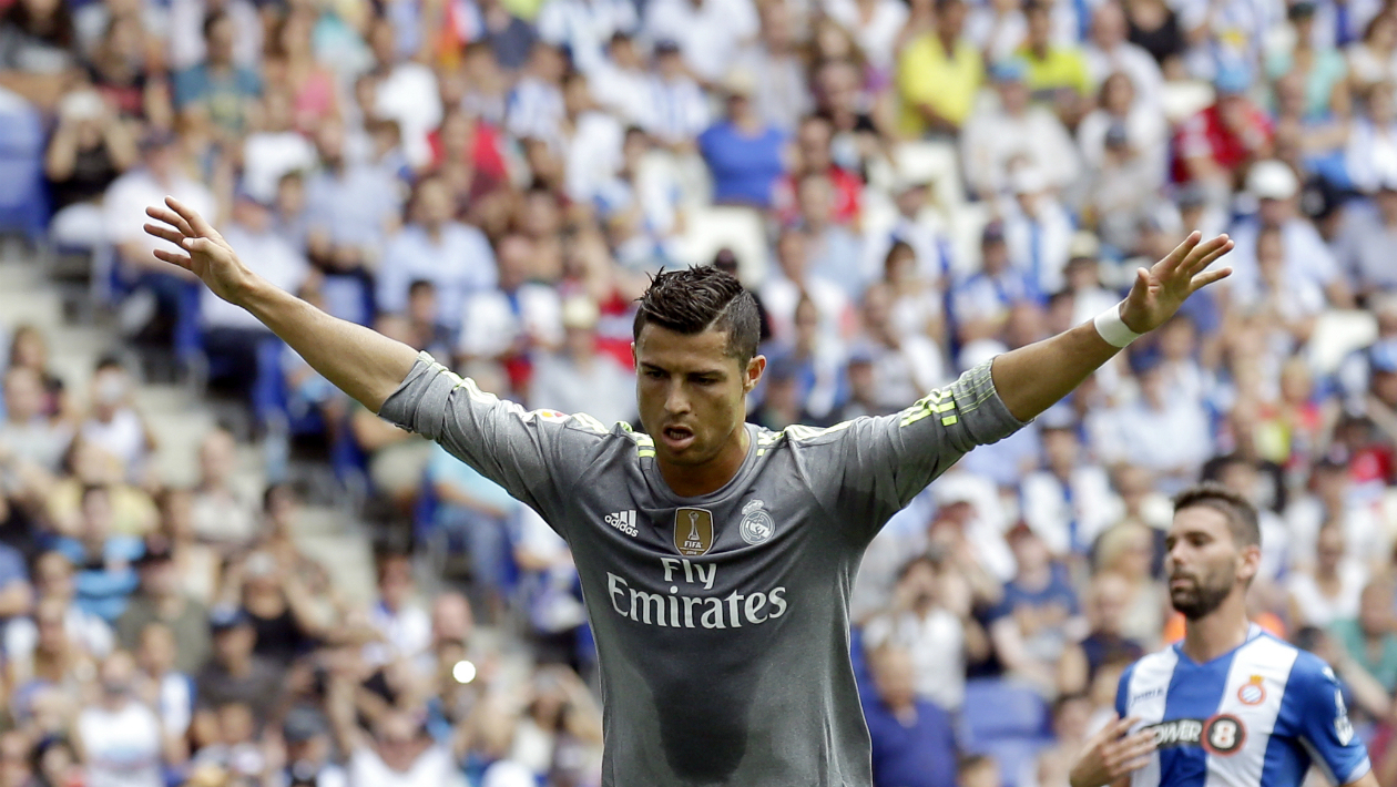 Cristiano Ronaldo segue sendo uma m&aacute;quina de gols no Real (AP Photo/Manu Fernandez)