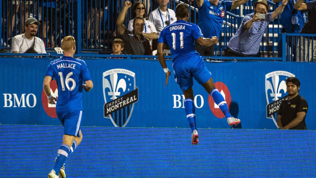 [V&iacute;deo] Drogba estreou marcando na MLS com tr&ecirc;s gols de uma vez em virada espetacular
