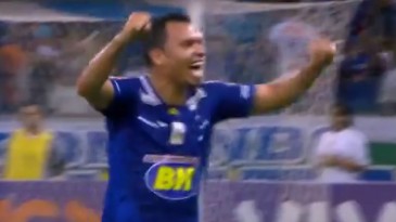 Um míssil de Ceará abriu o caminho para o Cruzeiro vencer mais uma e conquistar um alívio