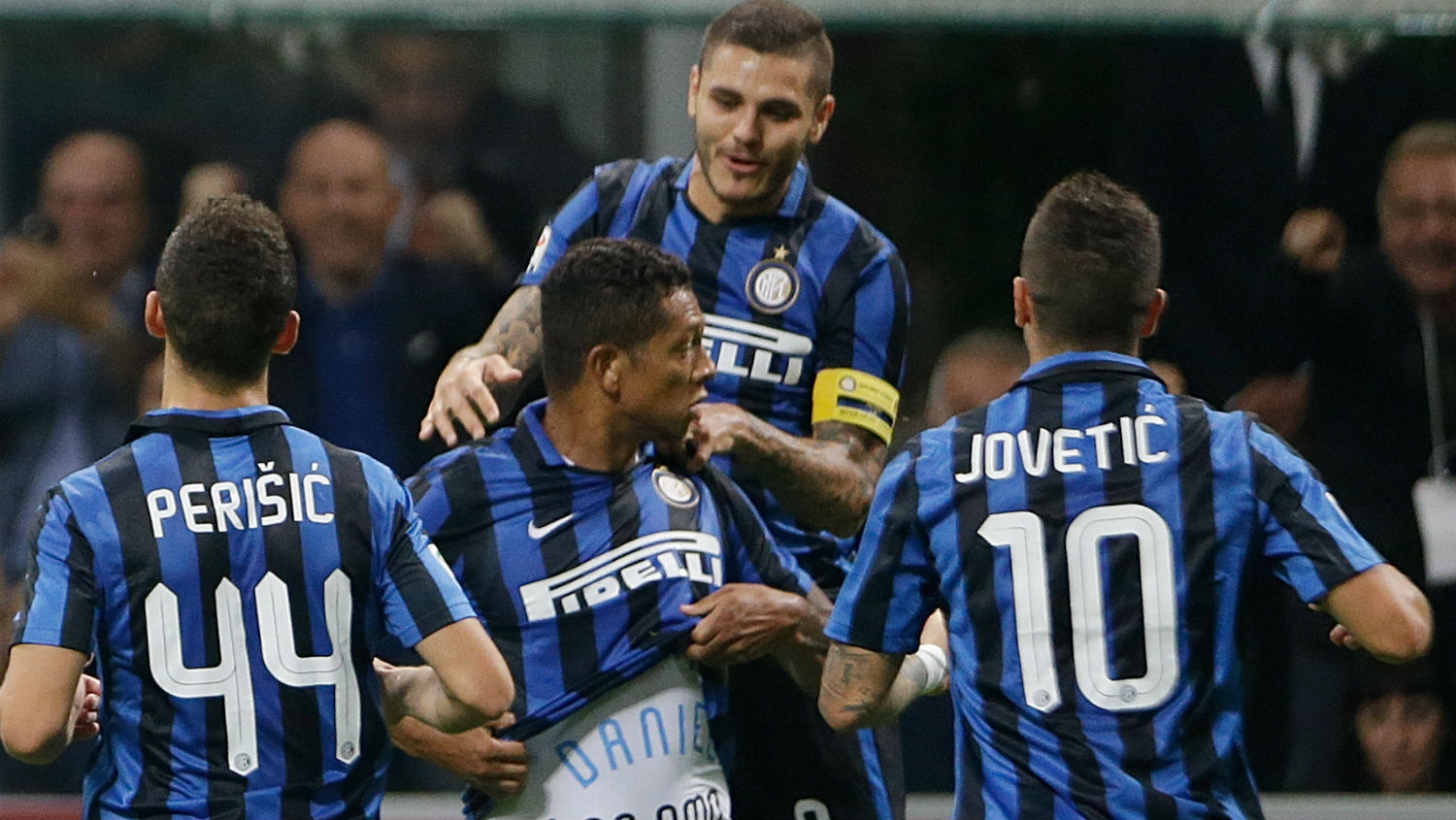 Um belo gol de Guar&iacute;n decide o d&eacute;rbi de Mil&atilde;o e d&aacute; boas perspectivas &agrave; Internazionale